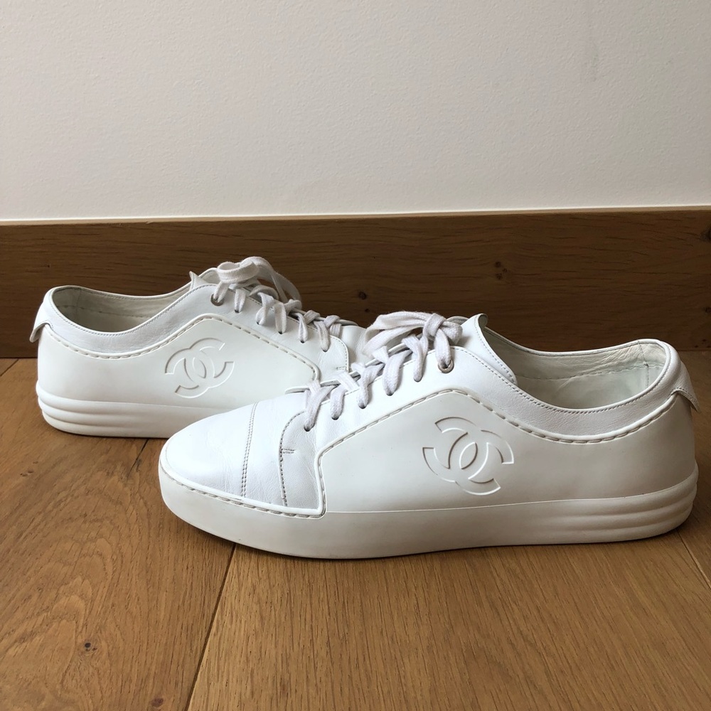 SOLD Authentic CHANEL white sneakers! Size 40.5 - Picture 6 of 8